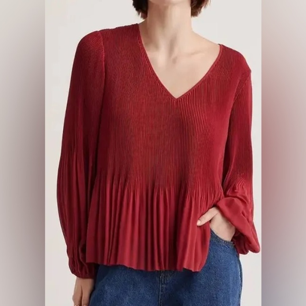 Quince Pleated Chiffon Blouse Burgundy